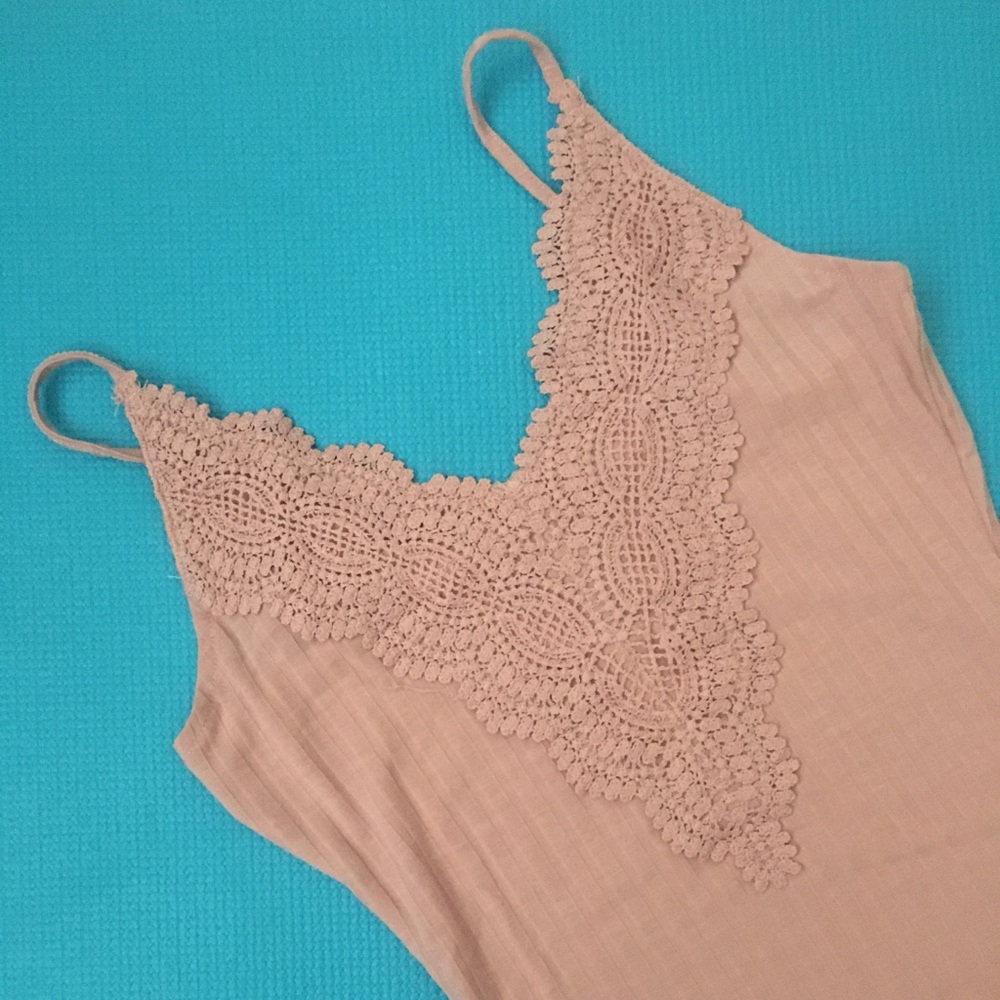 Lacey Top Bodysuit Pink/blush size Small